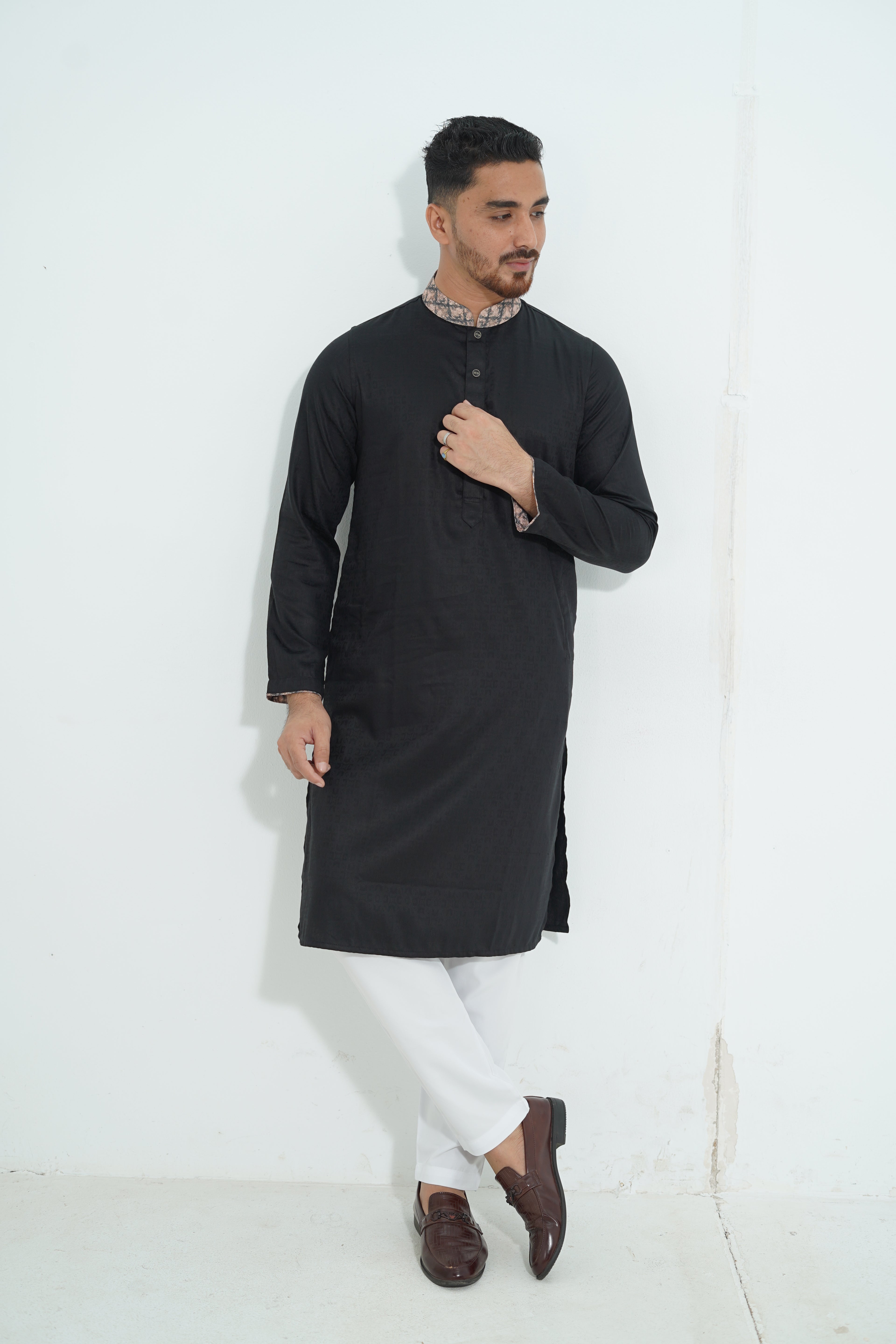 Premium Edition Punjabi – Black With Contrast